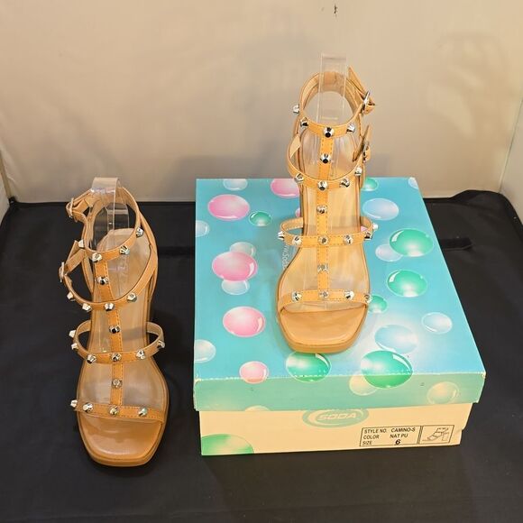 BRAND NEW SODA CAMINO-S PATENT STUDDED ANKLE STRAP HEELS - Picture 15 of 16